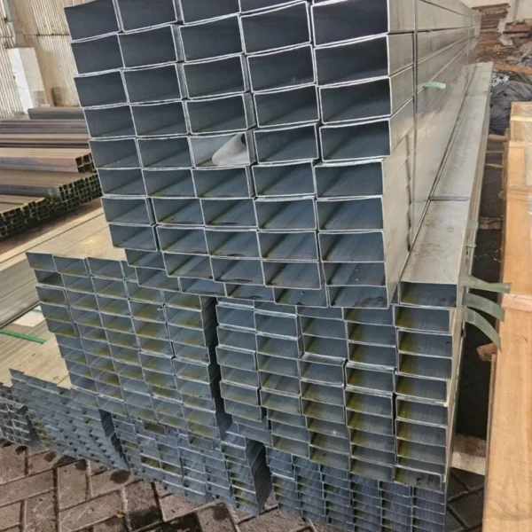 Besi Hollow 40x40 0.6 (4.1) Medan